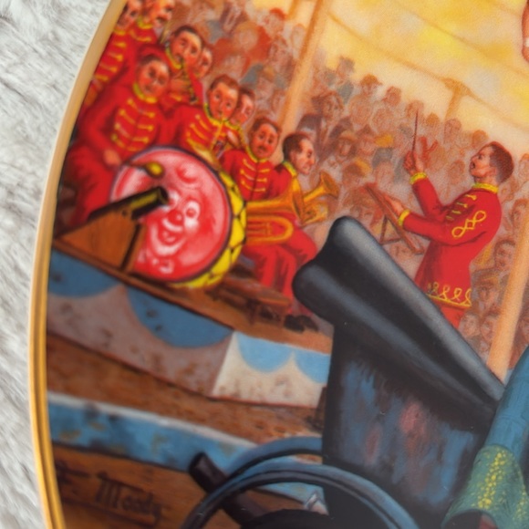 Vintage 24K gold rim Clown plate from the greatest show on earth!!🌍 - Picture 10 of 12